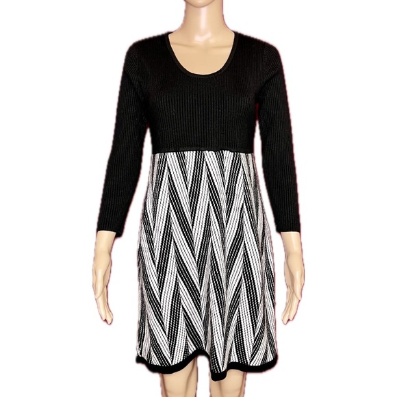 Studio one New York Black and White Knit Sweater Dress Size Large - Picture 1 of 6